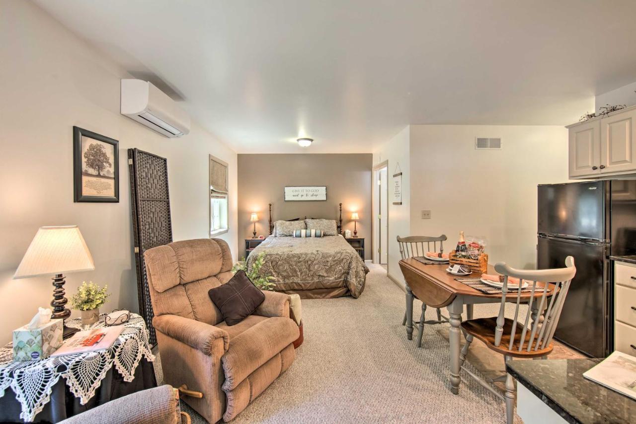 Cozy Garden Room In Welsh Mountain Suites! New Holland Luaran gambar