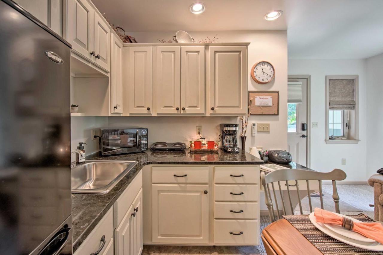 Cozy Garden Room In Welsh Mountain Suites! New Holland Luaran gambar