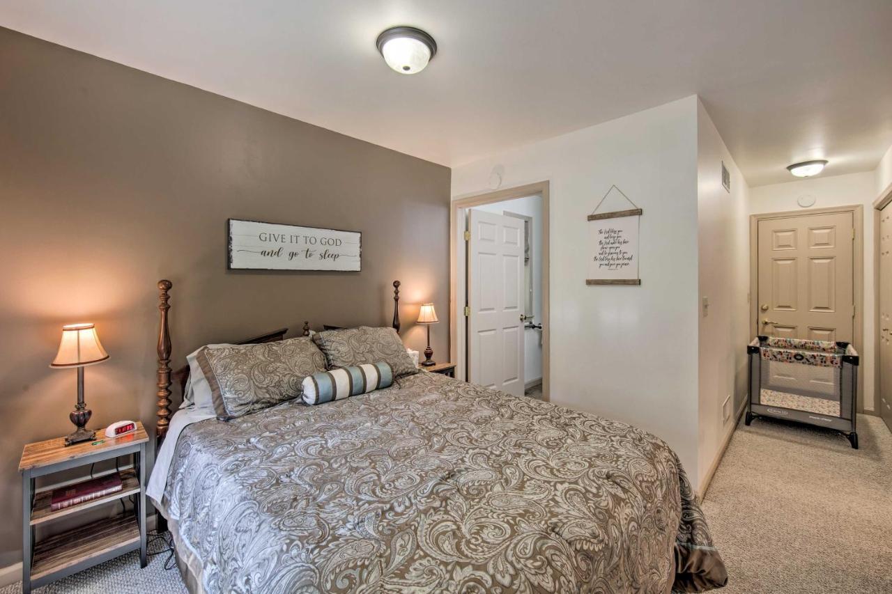Cozy Garden Room In Welsh Mountain Suites! New Holland Luaran gambar
